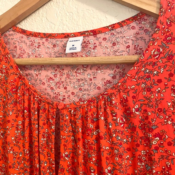 Women’s Soft Woven Keyhole Swing Dress - Picture 4 of 5